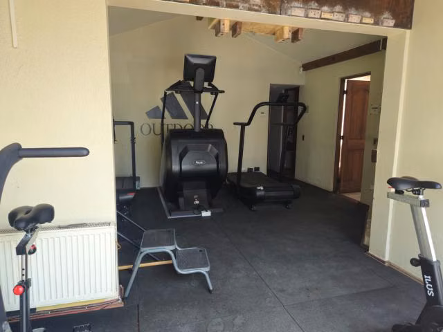 Local Comercial en arriendo en Lo Barnechea / El Rodeo