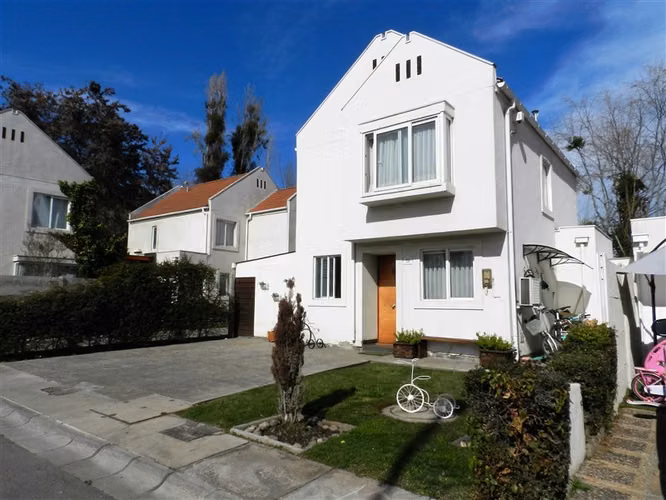 Casa en venta en Peñalolén