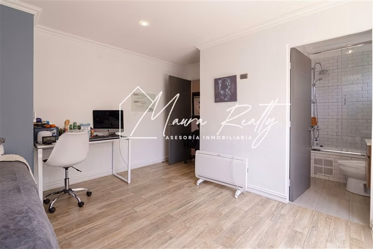 Casa en venta de 5 dorm en suit. en Lo Barnechea !.