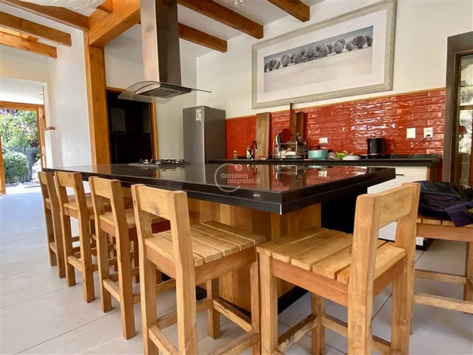 Casa en venta El Arrayan 4 dormitorios orilla de rio