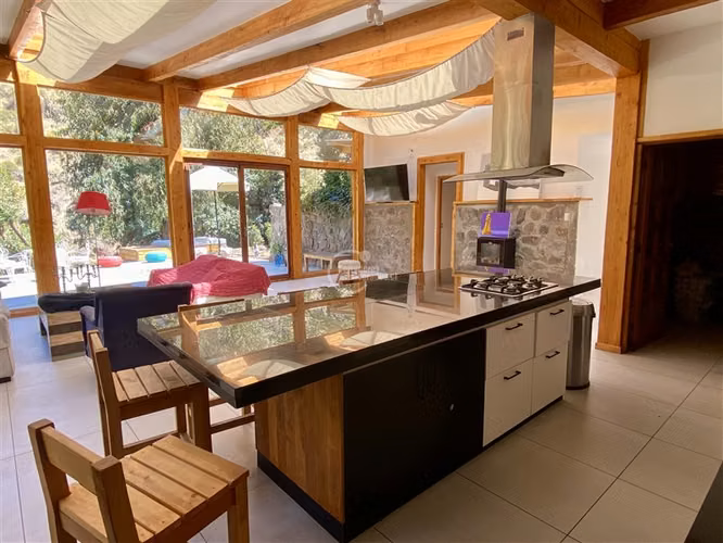 Casa en venta El Arrayan 4 dormitorios orilla de rio
