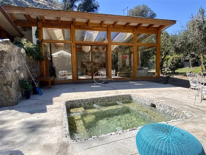 Casa en venta El Arrayan 4 dormitorios orilla de rio