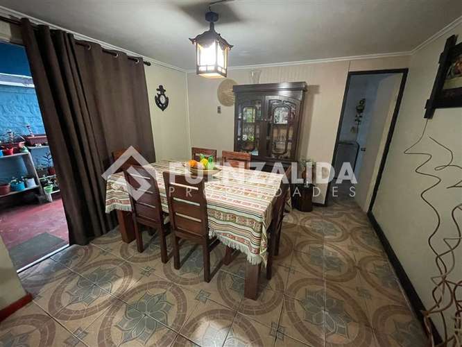 Casa en venta de 5 dorm. en Maipú apta para subsidio - Imagen 4