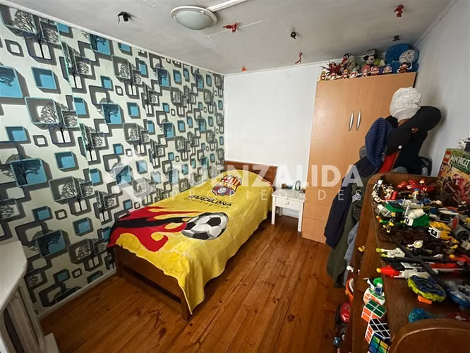 Casa en venta de 5 dorm. en Maipú apta para subsidio