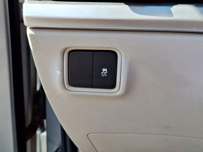 KIA CARENS 2023