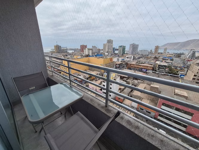 Depto.  Amoblado / Edificio Altus / Iquique