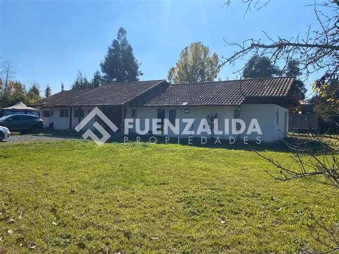 Casa en Parcela vendo de 4D 3B piscina Terraza en Peñaflor