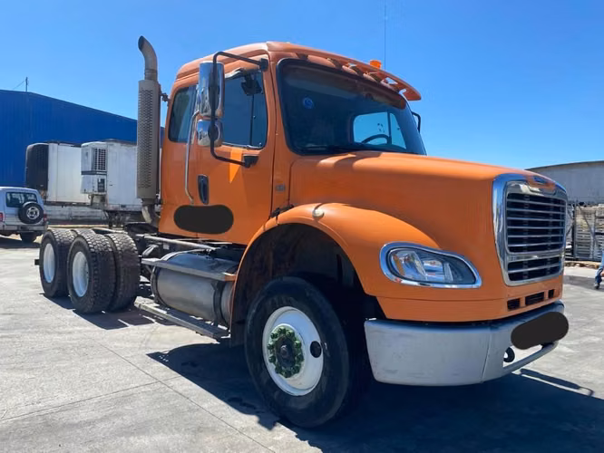 Freightliner M2 112