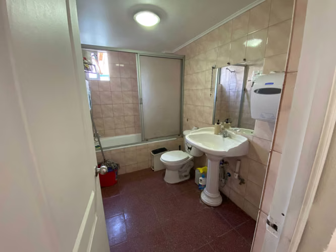 Casa 160m2 129const, Hosp Felix Bulnes metro  (156747)