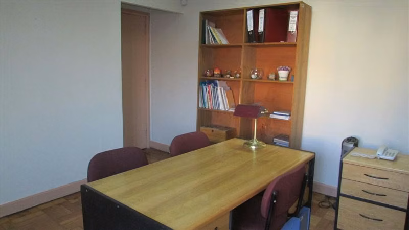 Venta de edificio de oficinas en metro Los Héroes Santiago - Imagen 24