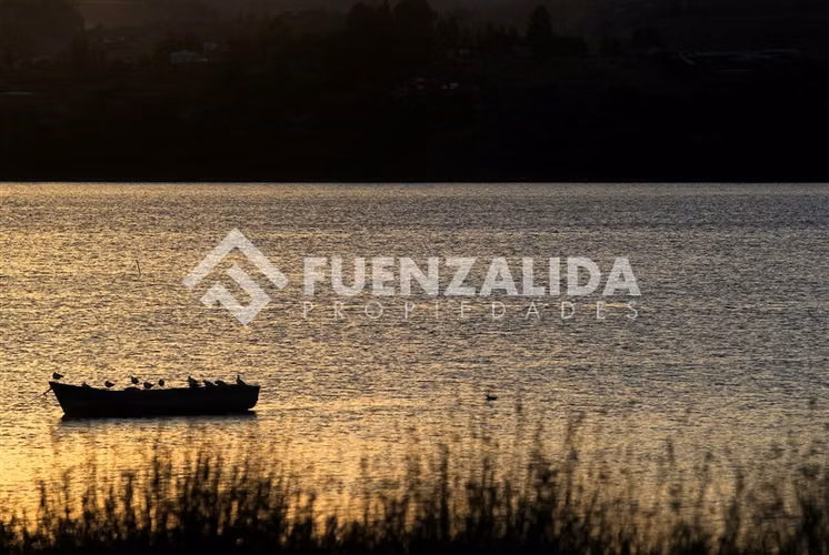 Parcelas en venta Lago Huillinco, Castro