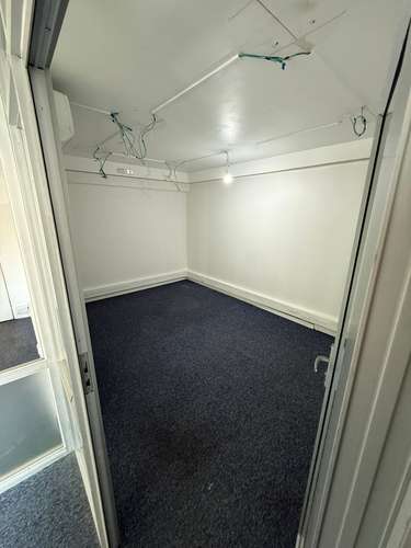 VENTA OFICINA 3HAB 1BA SANTIAGO - Imagen 8