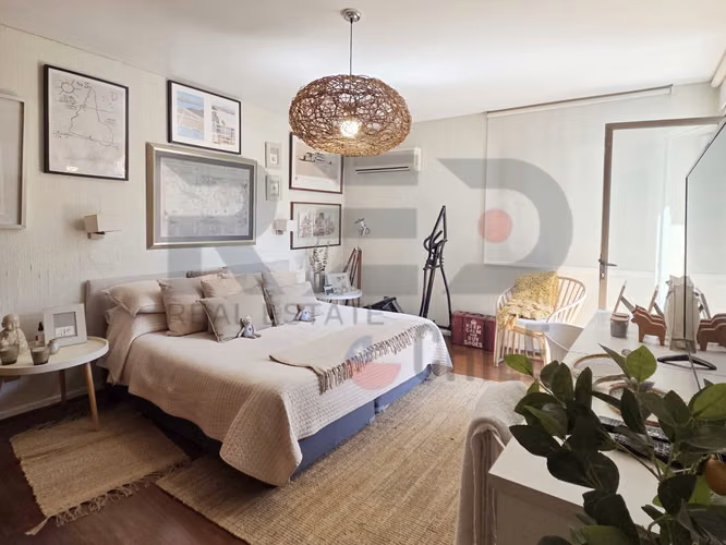 En venta espectacular casa con jardín en Barrio El  Golf