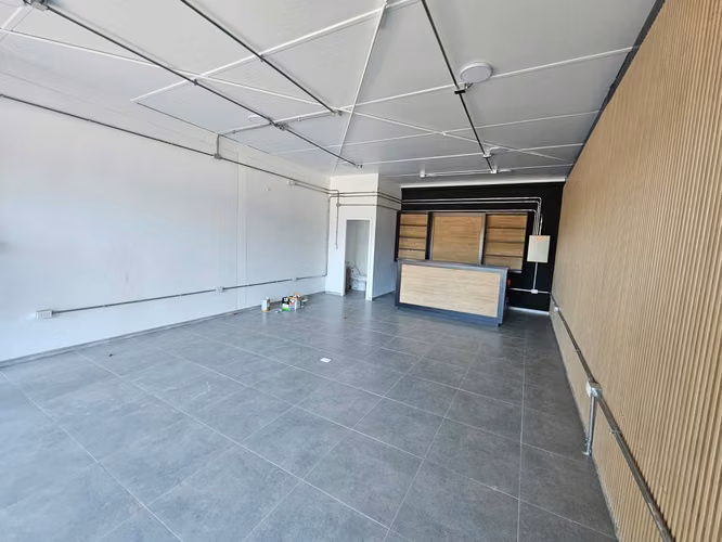 Se Arrienda Local Comercial En Comuna De Isla De Maipo