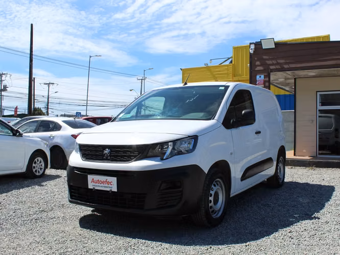 PEUGEOT PARTNER BLUE HDI 2023