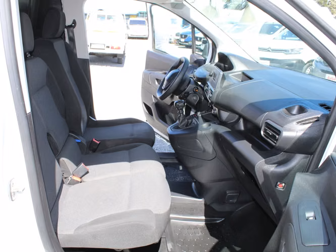 PEUGEOT PARTNER BLUE HDI 2023
