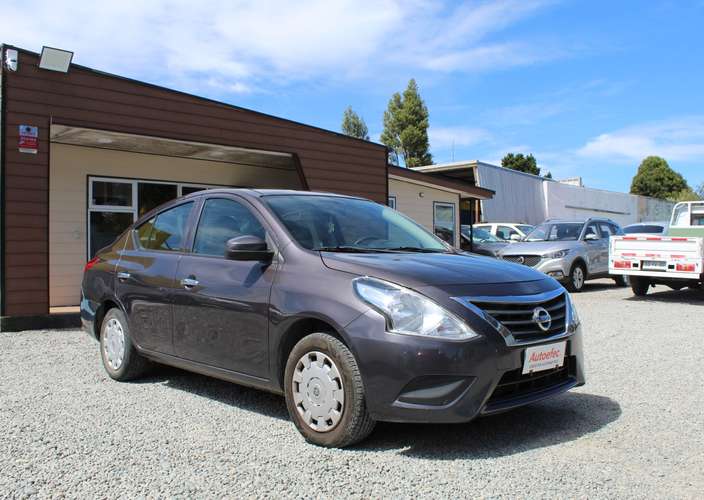 NISSAN VERSA SENSE MT 2018 - Imagen 37