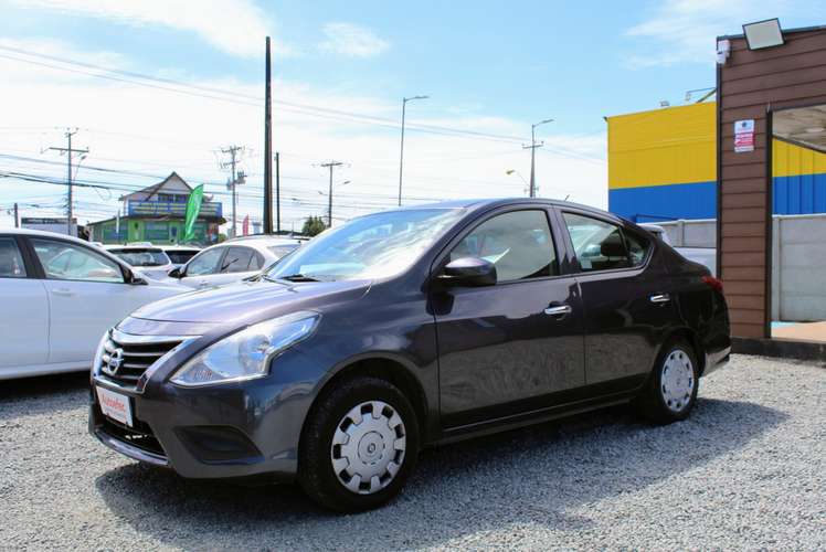 NISSAN VERSA SENSE MT 2018 - Imagen 4