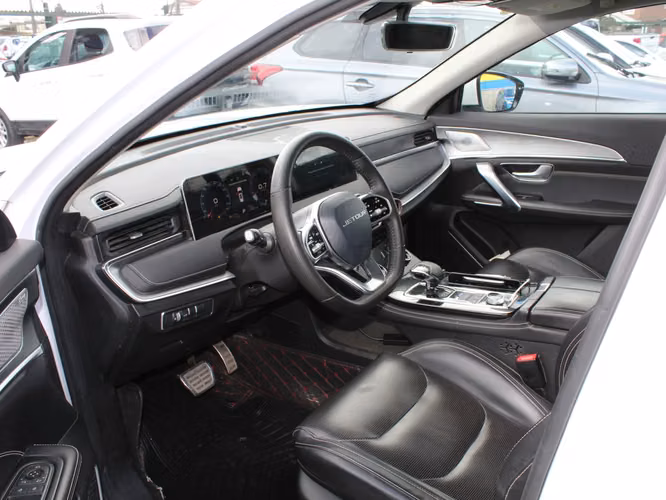 JETOUR X70 Plus AT 2024