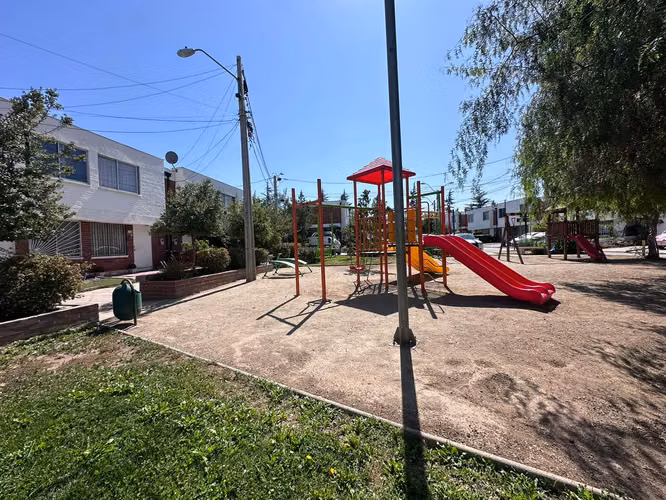 EN VENTA LINDA CASA EN CERRO NEGRO - SAN BERNARDO