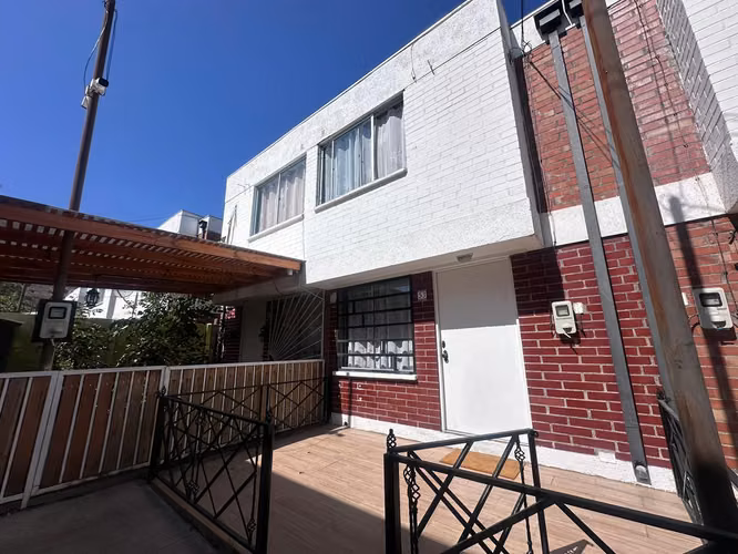 EN VENTA LINDA CASA EN CERRO NEGRO - SAN BERNARDO