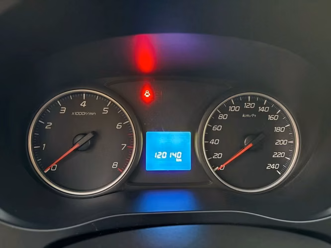 MITSUBISHI OUTLANDER 2017