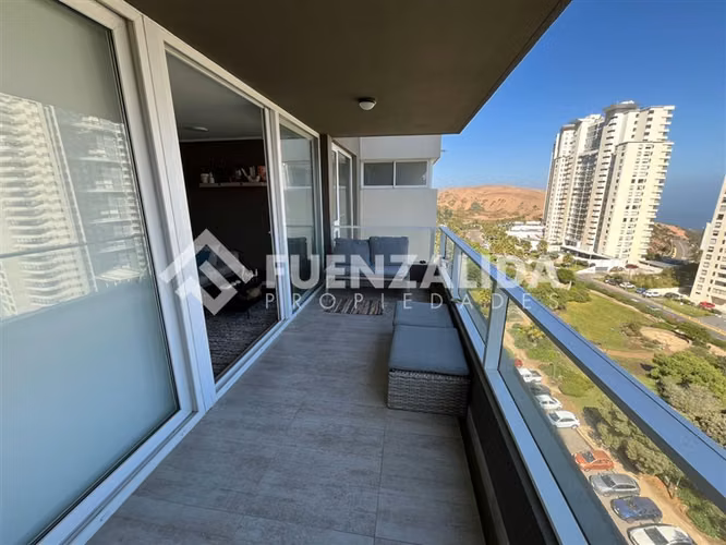 Depto. gran vista en venta de 2D 2B E. en Concón