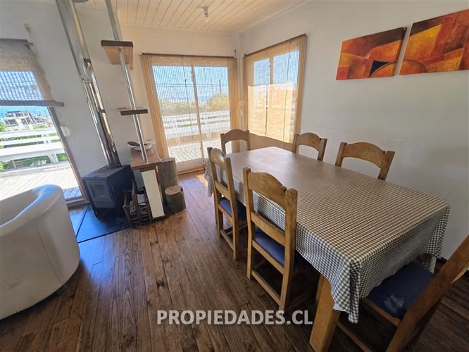 Casa en venta de 4 dorm. en Puchuncaví PRIMERA LINEA MAITENC