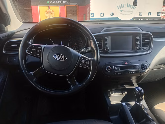 KIA SORENTO EX 2.2 / AÑO  KILOMETROS / EXCELENTE ESTADO