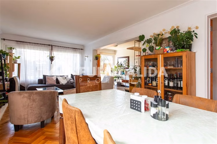 Casa en venta de 6 dorm. en Las Condes - Imagen 6