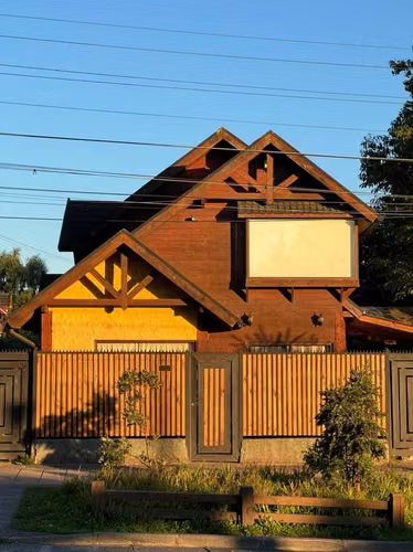 Casa comercial con vista al lago Villarrica (156883)