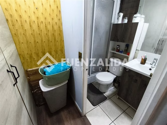 Venta Casa Renca Miraflores - Brasil. 2 dormitorios 2 baños