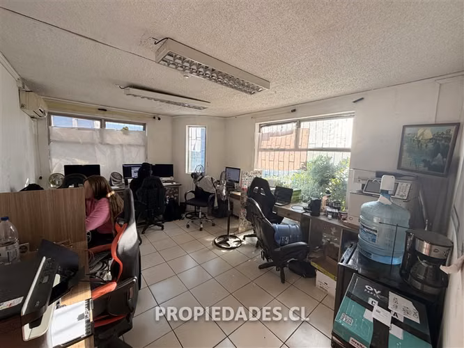 Industrial en arriendo en San Joaquín