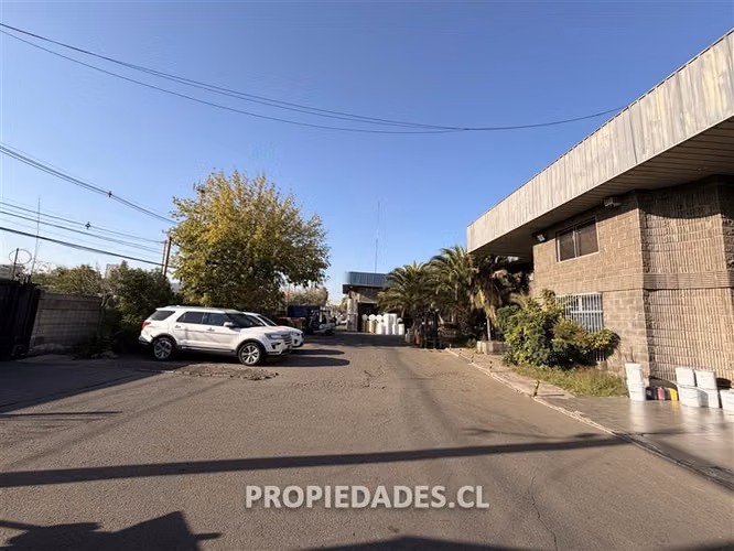 Industrial en arriendo en San Joaquín