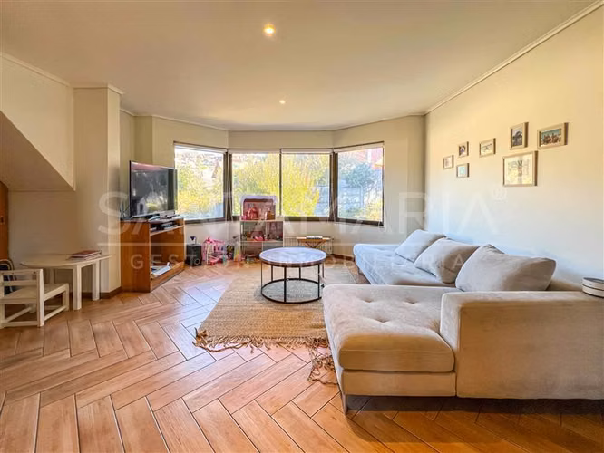 Casa en arriendo de 6 dorm. en Concepción