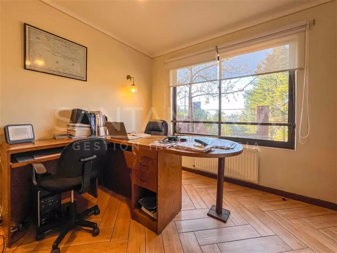 Casa en arriendo de 6 dorm. en Concepción