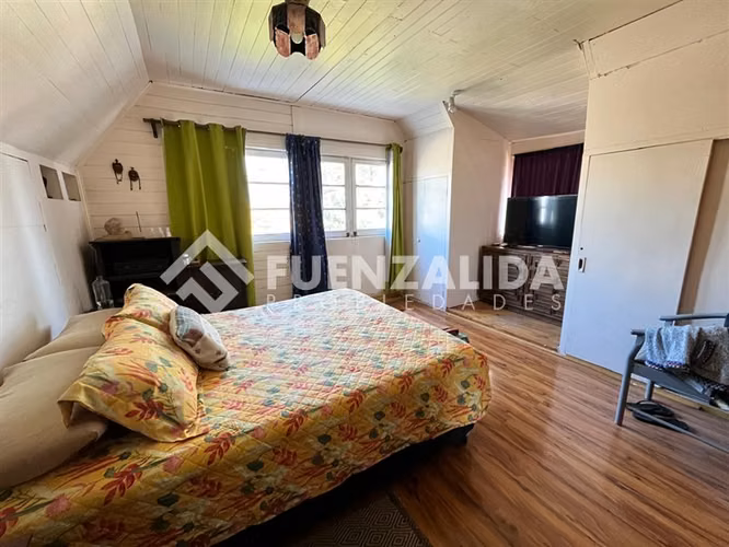 Casa en venta de 4 dorm. en Maipú