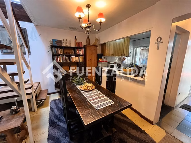 Casa en venta de 4 dorm. en Maipú
