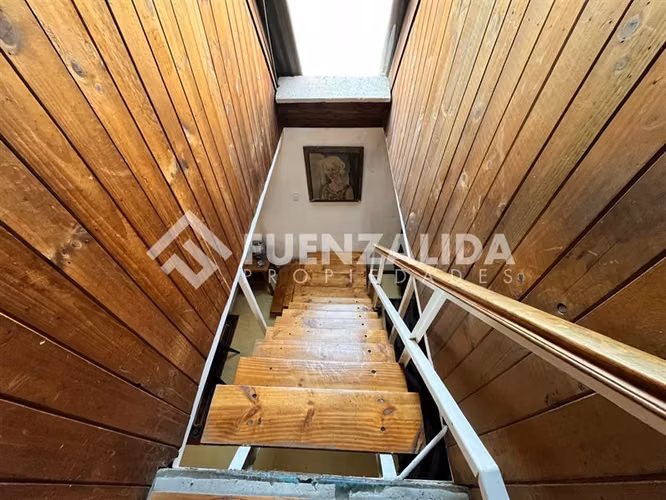 Casa en venta de 4 dorm. en Maipú