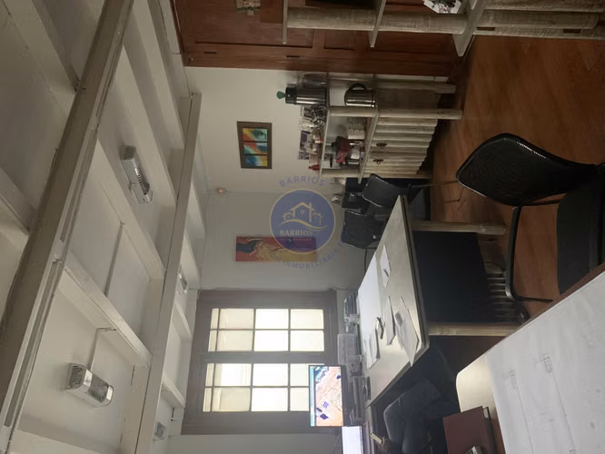 Casa histórica 331m², centro de la ciudad