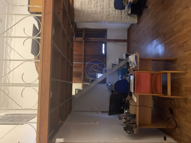 Casa histórica 331m², centro de la ciudad