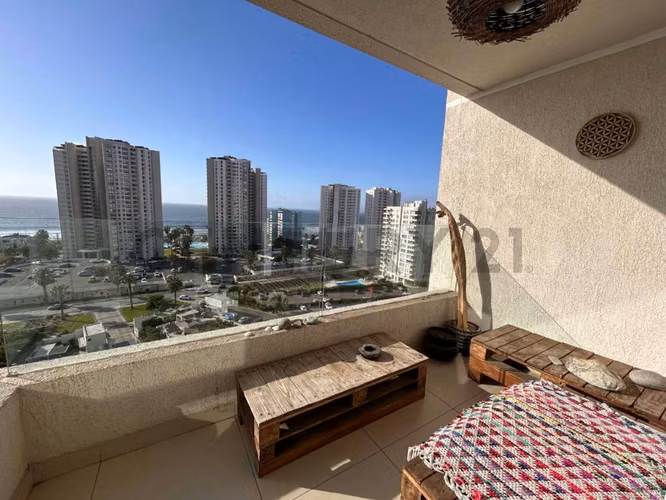 Arriendo departamento en Peñuelas con vista al mar