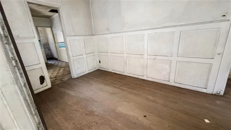 LOCAL COMERCIAL Entre Av. Santo Dumont y la calle maestra lidia torres