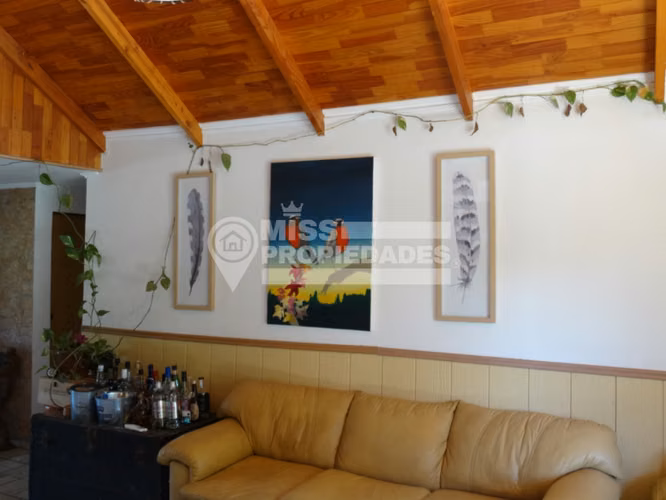 VENDE PARCELA CON CASA - ENTORNO NATURAL Y PRIVADO