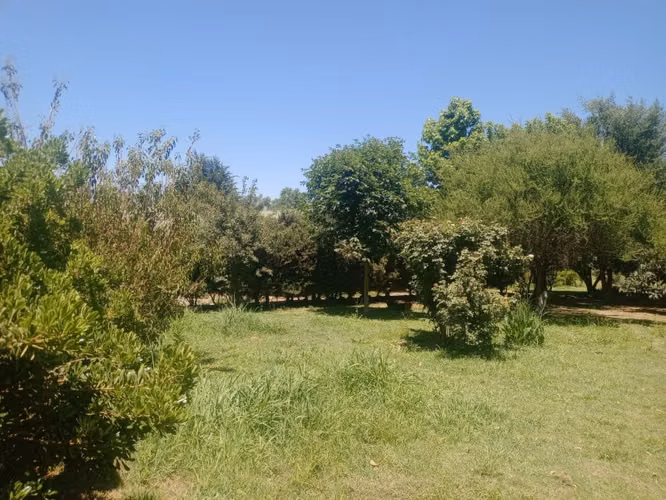 VENDE PARCELA CON CASA - ENTORNO NATURAL Y PRIVADO