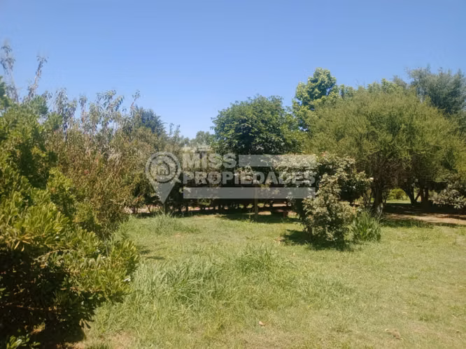 VENDE PARCELA CON CASA - ENTORNO NATURAL Y PRIVADO