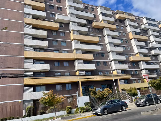 Av. Brasil 855 [3505-4]