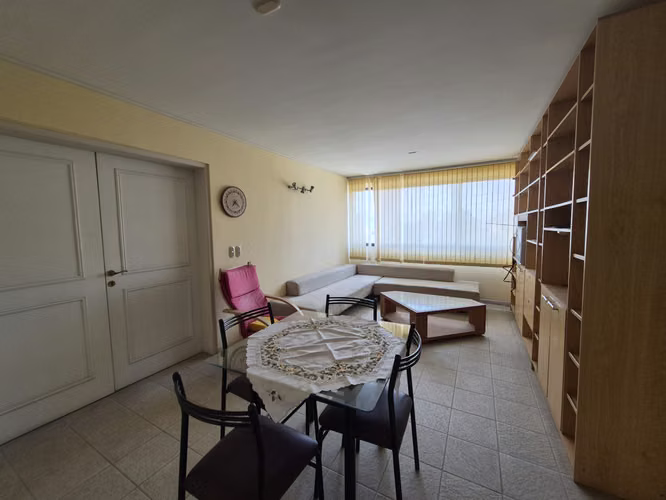EXCELENTE DEPARTAMENTO 74 M2 PLAZA COLÓN  AMOBLADO