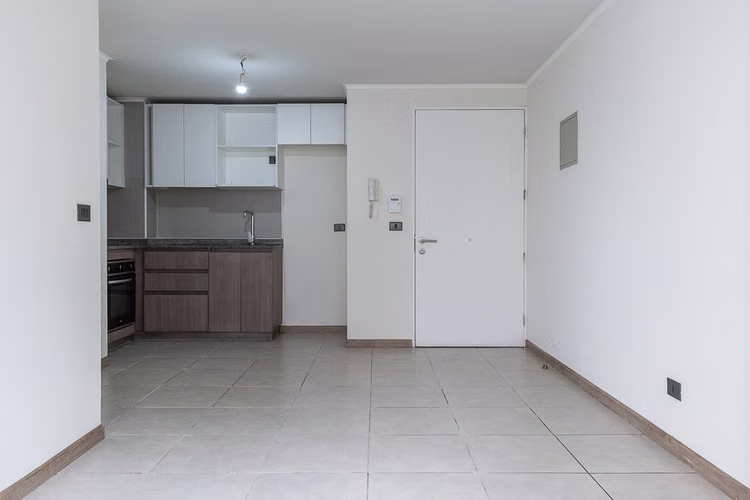 Av. Ecuador 4678 (1 Bod) [760-4]