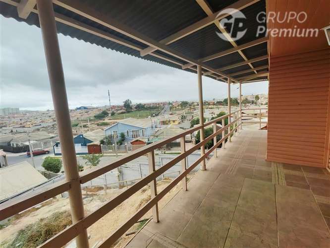 Casa en arriendo de 4 dorm. en Coquimbo